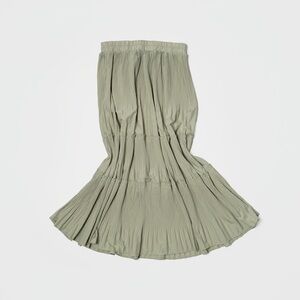 Elegant Olive Green Pleated Skirt